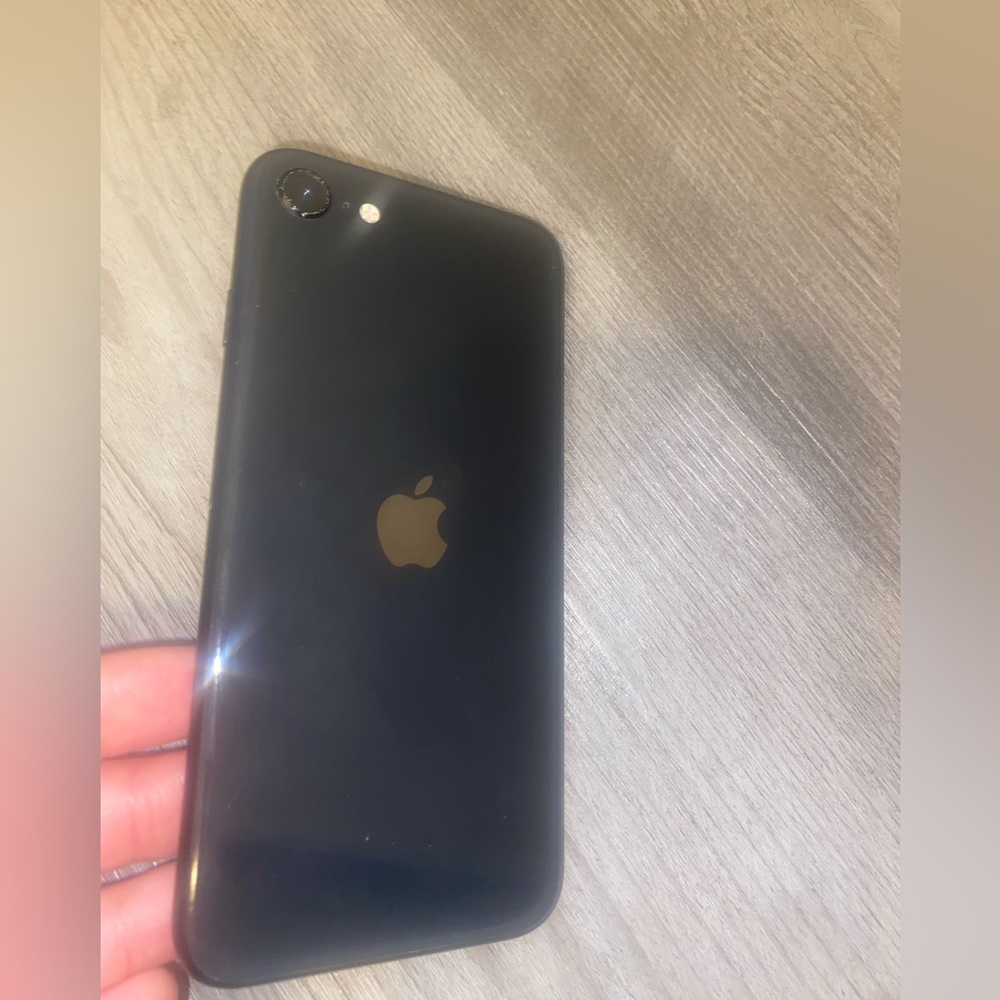 iPhone SE 2020 64GB